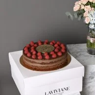 Spring vase with cake from Laviviane