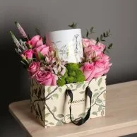 Anoush with pink roses