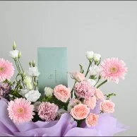 باقة جذابة | مع كرت اهداء من جويس هاند سبا