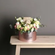 Garden with Versace Noir perfume (women)