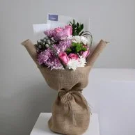 Mini spring bouquet