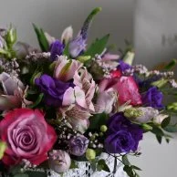 A bouquet of roses, the warmth of lavender, with Hanoverian chocolate