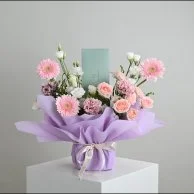 باقة جذابة | مع كرت اهداء من جويس هاند سبا