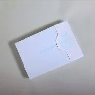 بوكس شوكولاتة بتصميم أنيق بالأبيض والأزرق | أني وداني