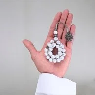 سبحة حجر الهاولايت الأبيض | لباب