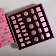 بوكس شوكولاتة آني و داني الوردية الفاخرة