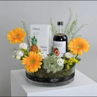 Shaya Gift |  Pineapple & Peach Tea with Yellow Flowers