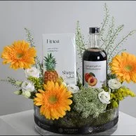 Shaya Gift |  Pineapple & Peach Tea with Yellow Flowers