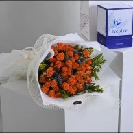 Orange baby rose bouquet with PocoD'or fancy sticks chocolate 