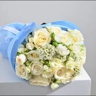 Calm roses bouquet