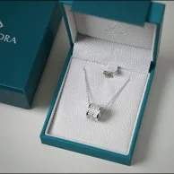 لوف فور ايفر | فايندرا