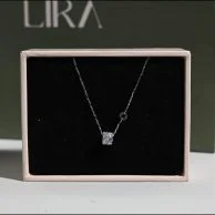 عقد حلقة زركون أبيض | مجوهرات ليرا