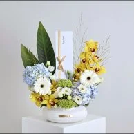 Lumière Vase with Bostani Chocolate