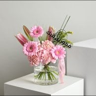 فازة فخورين فيك الوردية