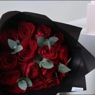 Almanda Red Bouquet & Lira Jewelry