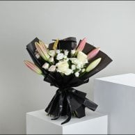 باقة زهور الليلي و الجوري للتخرج