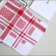 تنسيق الاصفر|مع شماغ جيفنشي
