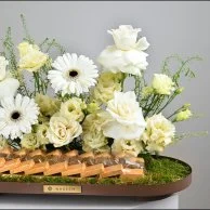 تنسيق فخامة الورد والشوكولاتة