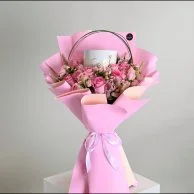 Anoush bouquet with pink roses