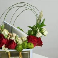 Bag and Bostani chocolate with natural roses 2