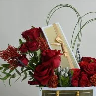 Bag and Bostani chocolate with natural red roses 5