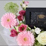 أونورا | مع شوكولاتة التخرج من بستاني