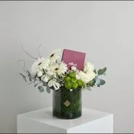 Vase with a rosary from Shakah