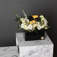 Acrylic box with fluorite jewelry