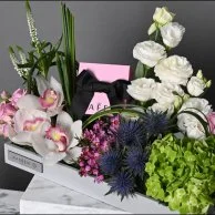 هدية مجوهرات نفيس