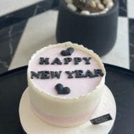 باقة بداية تشبه الورد مع كيكة رأس السنة | لافيفيان