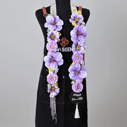 عقد يوم التخرج بالبنفسج