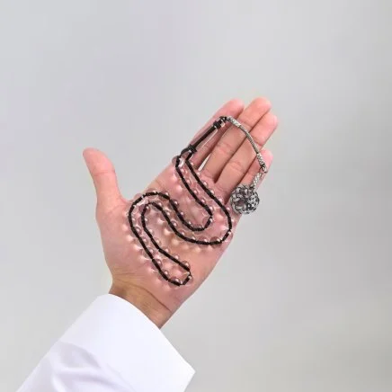 سبحة بكلايت شفاف بخيط اسود | طربزونة فضة من لباب