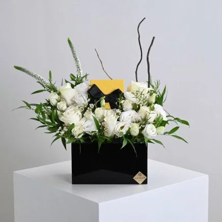 بوكس الأكريلك مع مجوهرات فلورايت