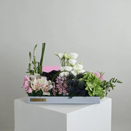 هدية مجوهرات نفيس