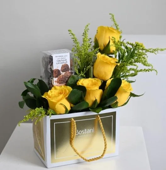 Rocher Chocolate Bag with Natural Roses
