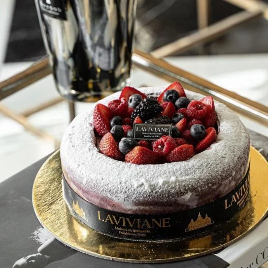 Red velvet volcano cake from Laviviane