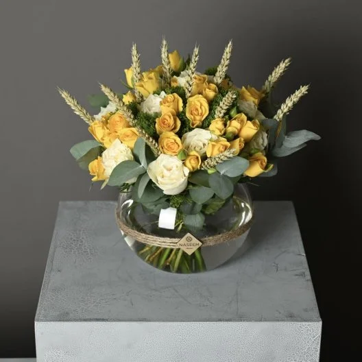Bright vase