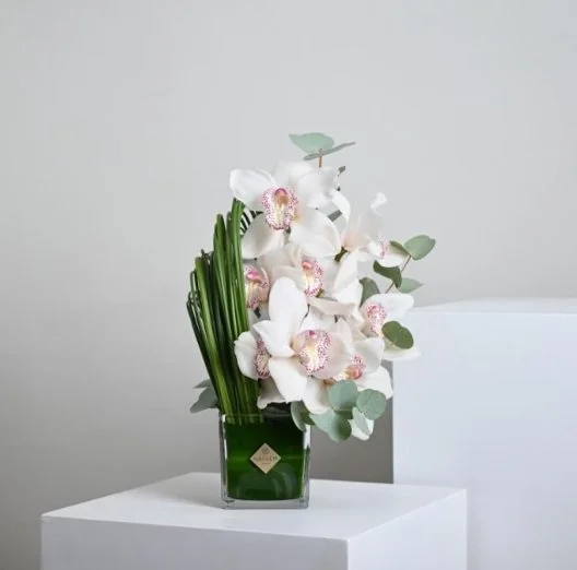 Cymbidium and Stilgrass vase