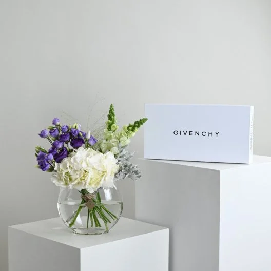 Violet coordination | With a Givenchy shemagh