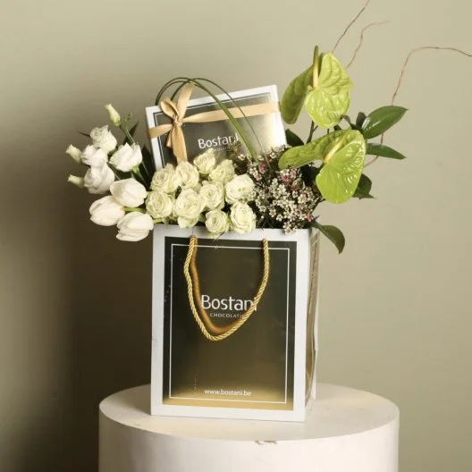 Boustani chocolate with white roses