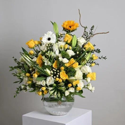 Yellow sunflower flower arrangement