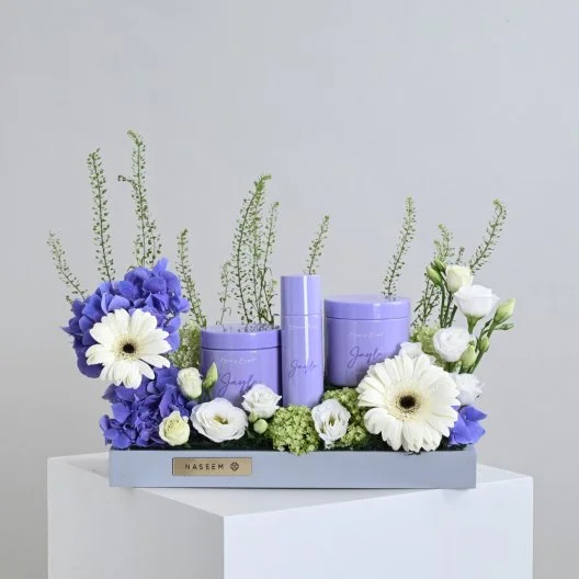 Glow Gift | Blooming Bouquet Travel Collection by Jayla