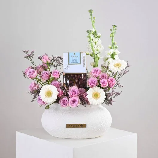 White Gerbera & Purple Baby Rose Vase | Bostani Dragee Chocolate