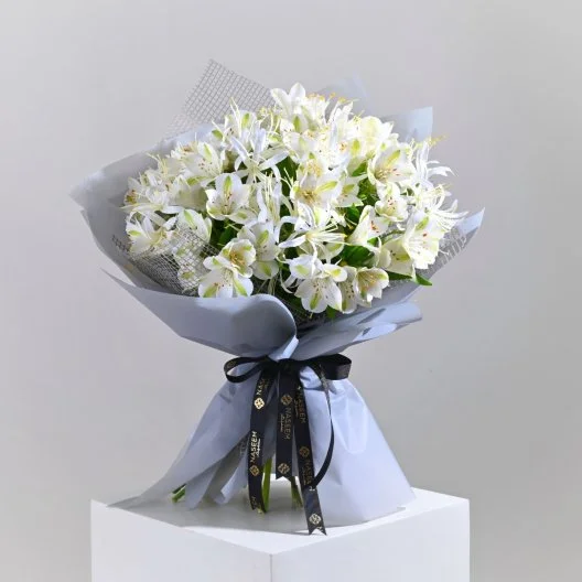 باقة ورد صناعي | فخامة الاستروماريا 