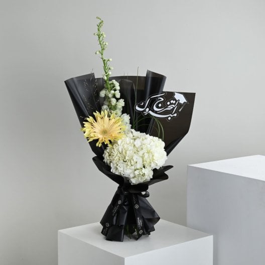 باقة مبروك التخرج | زهور الجيرابيرا و الهايدرنجا