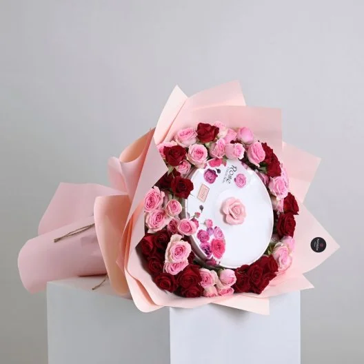 Boustani Rose Bouquet with Baby Rose