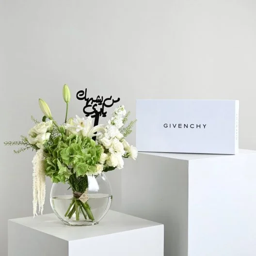 Flower vase | With Givenchy shemagh for the father