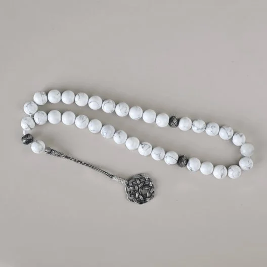 سبحة حجر الهاولايت الأبيض | لباب