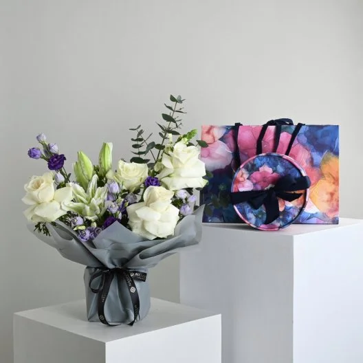 Solitaire Bouquet | With Hanoverian Chocolate
