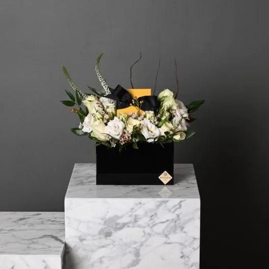 بوكس الأكريلك مع مجوهرات فلورايت